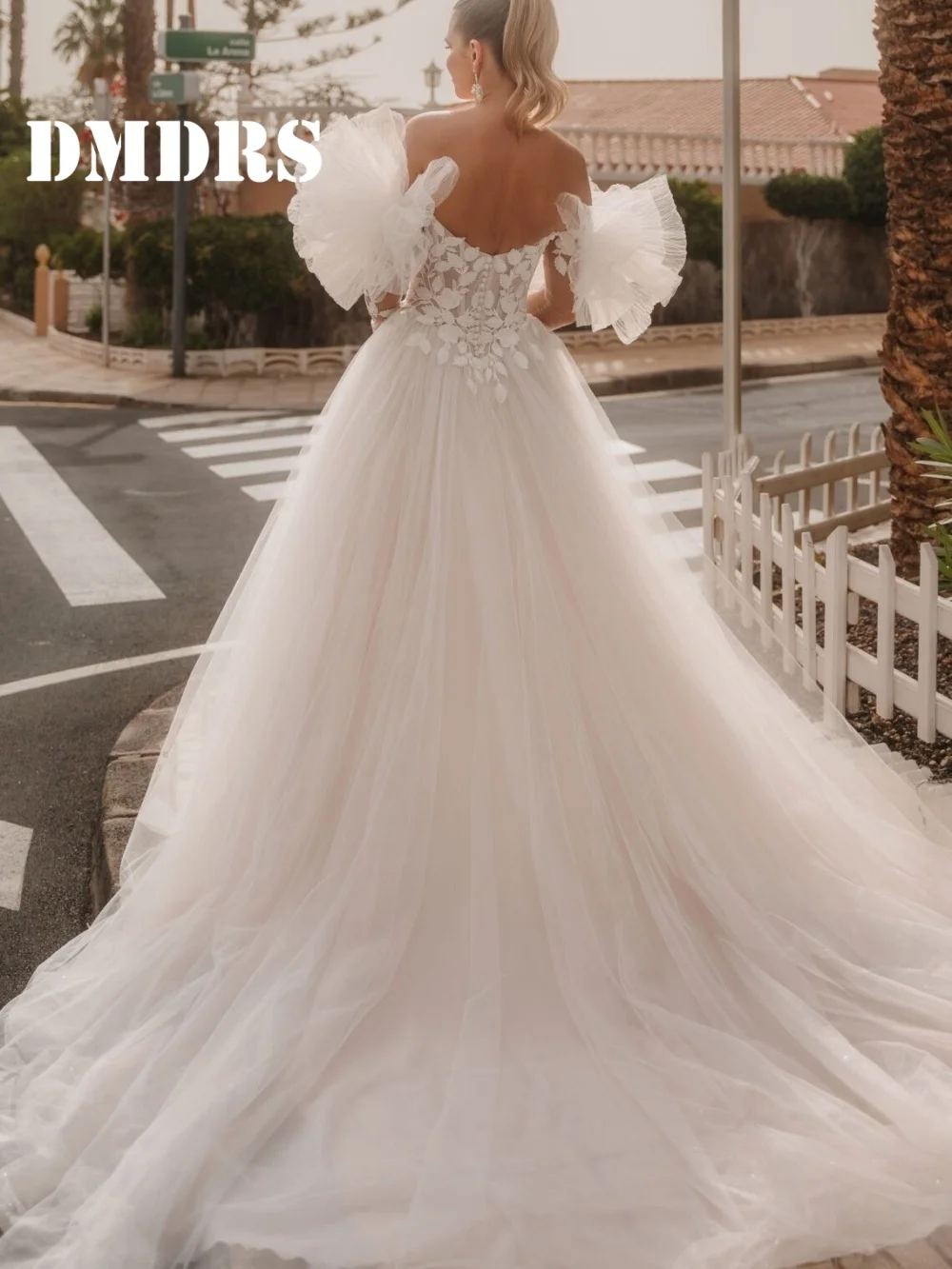 Charmante Brautkleider mit Herzausschnitt, elegante, ärmellose Brautkleider, anmutige, bodenlange Brautkleider mit Applikationen, Vestidos de Nov