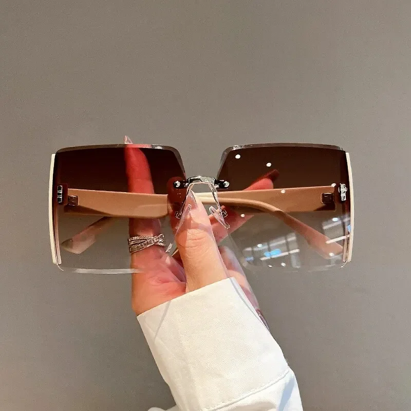 New Square Frameless Retro Sunglasses for Women Fashion Vintage Glasses Men Luxury Trend Brand Designer Shades UV400 Eyewear view 2
