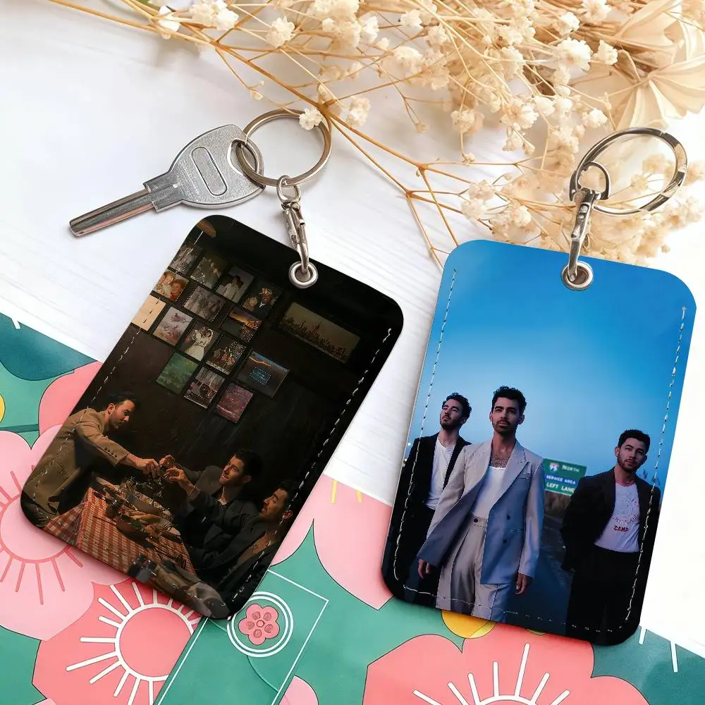 

Держатель для карт Band J-Jonas B-Brothers, подходящий для студенческого автобуса, метро, банковского зала и брелка для предотвращения потерь