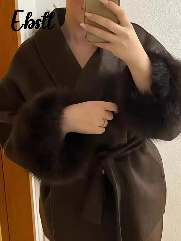 معطف صوفي دافئ مرقع من الفرو برباط علوي معطف نسائي للشارع بياقة مقلوبة وأكمام كاملة معاطف شتاء جديد للسيدات ملابس خارجية أنيقة