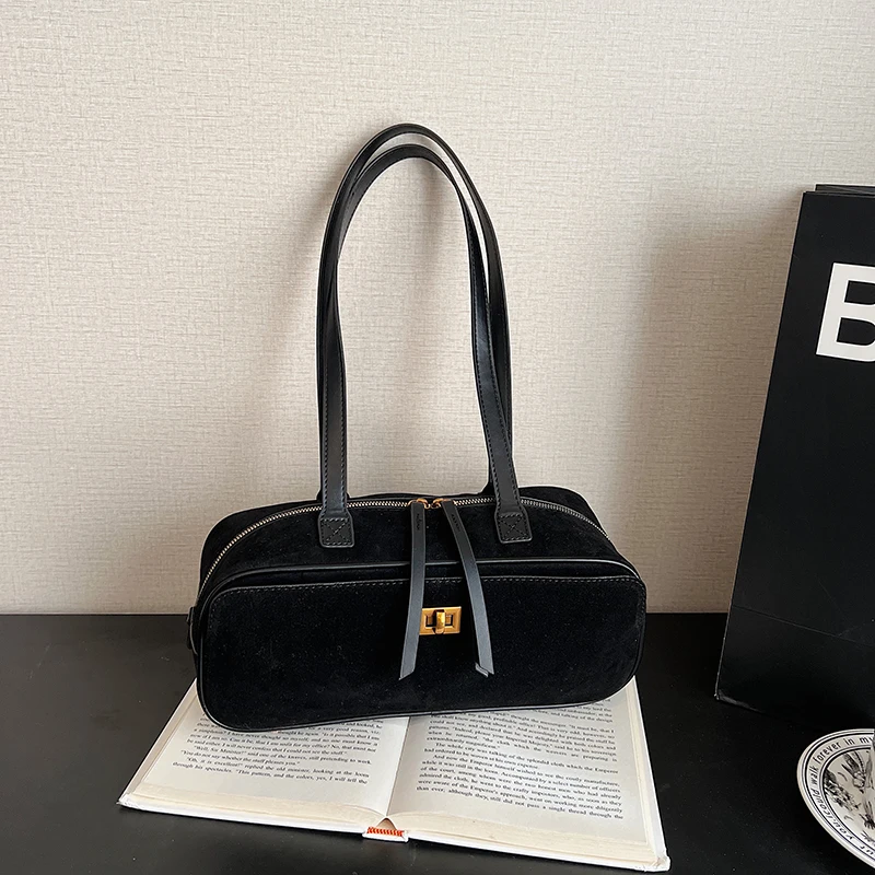 Borsa a tracolla in pelle popolare da donna, opzione tote espandibile, famoso designer, abbigliamento casual elegante