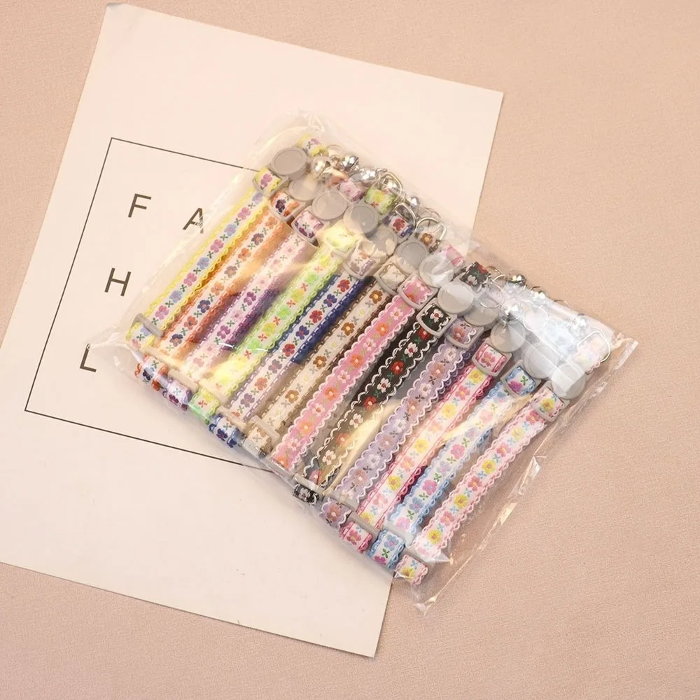 

Fashion Floral Embroidered Cat Collars Durable Adjustable Pet Collars With Bell Cute Lace Collar Cat Supplies