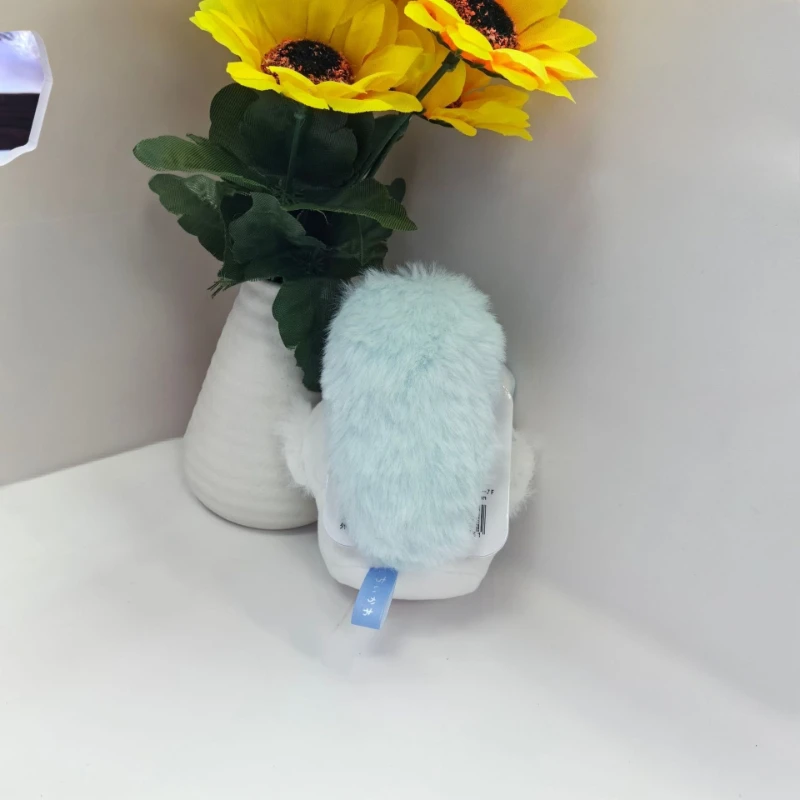 漫画ちいかわハグ脚モモンガソフトぬいぐるみアニメバックパックペンダントスロー枕子供の誕生日ギフトのおもちゃ