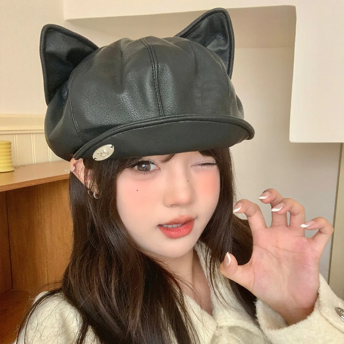 

Cute Cartoon Cat's Ears Steamed cat-ear Shaped Bread Pu Leather Beret Child Small Art Show Face Small Cloud Painter Hat 4m789