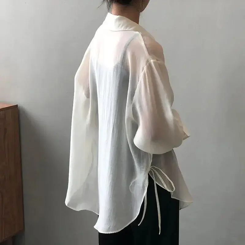 Cardigan con protezione solare in seta di ghiaccio Estate Nuovo top in chiffon versatile sottile allentato Protezione UV Camicia da donna a maniche lunghe in tinta unita