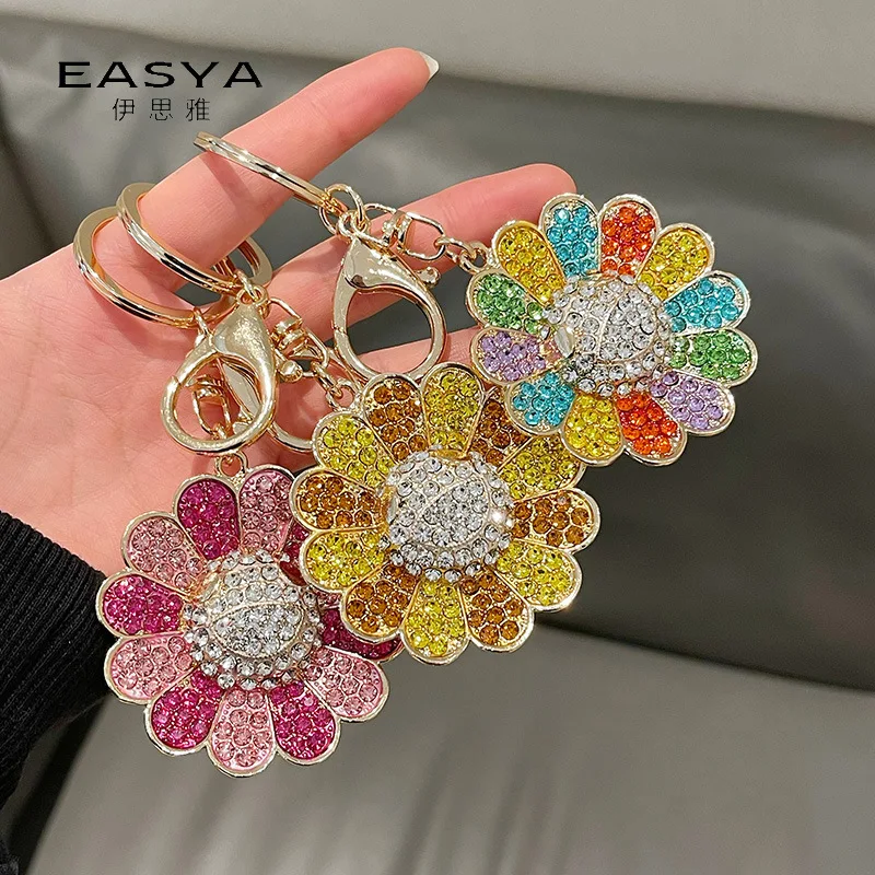 

Full Rhinestones Sunflower Keychain Delicate Jewelry Keyring Girl Backpack Key Chains Female Bag Charms Keyholder Gift