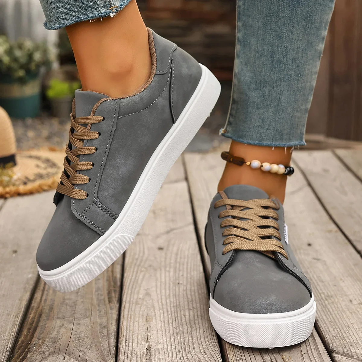 2026 Neue Modische Damen Schnürschuhe Vulkanisierte Schuhe Flache Dicke Sohle Casual Sneakers für Studenten Outdoor-Sport Wandern – Detail 4