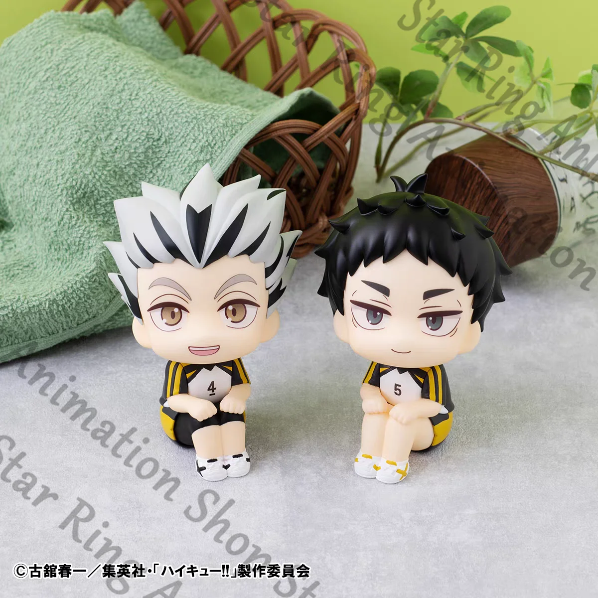 

Haikyuu!! anime peripheral handmade model - Garage Kits desktop ornament Akaashi Keiji & Kotaro Bokuto collect gift