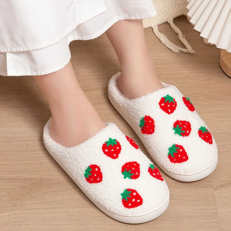 Cute Strawberry Cotton Slippers Women Indoor Bedroom Soft Sole Non Slip Slides Woman Fluffy Plush Warm Winter Home Slippers