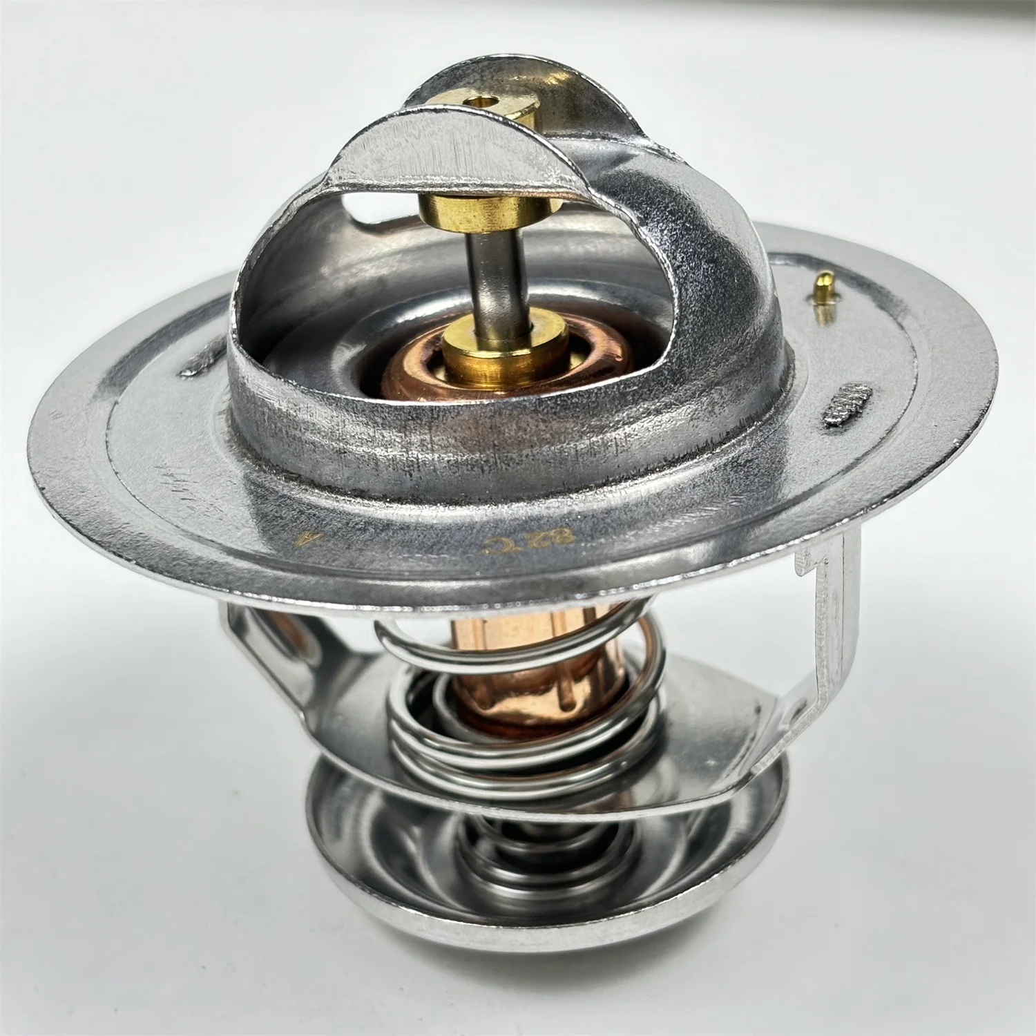 Thermostat ME994276 ME995300 For Mitsubishi 6D14 6D15 6D16 6D24 Engine