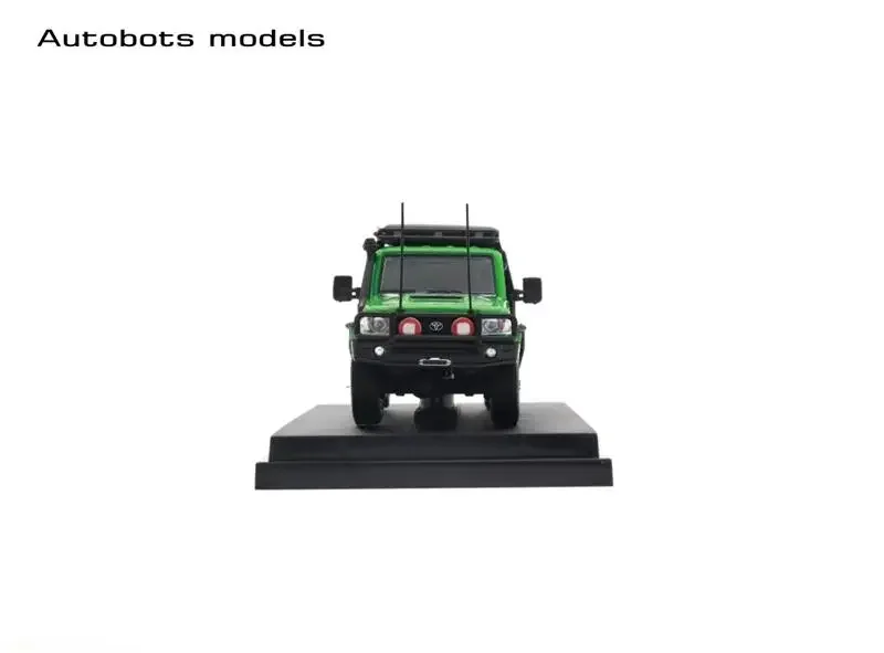 Autobots Models 1:64 Land Cruiser LC79 Pickup Double Cabin Green Livery Diecast Model Car