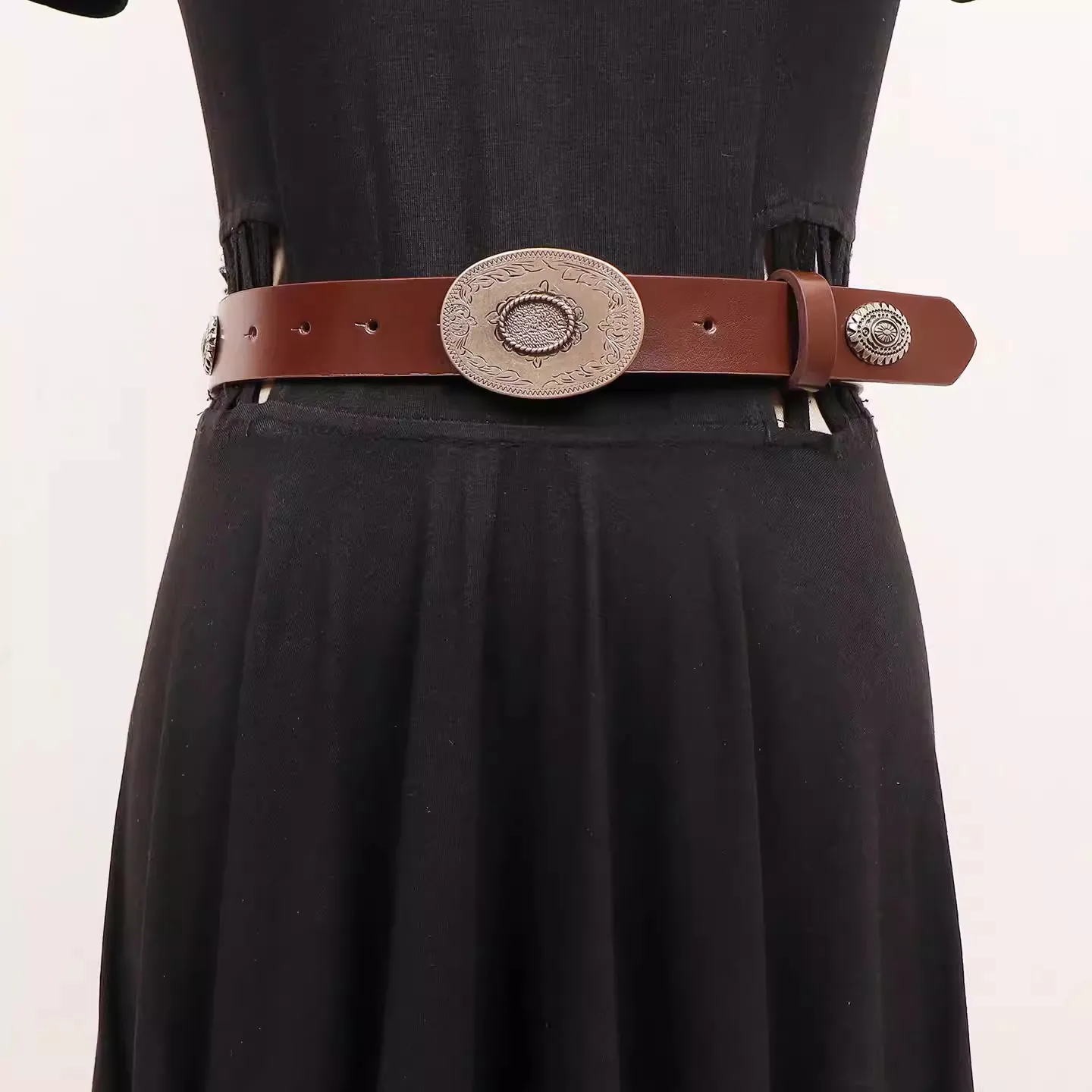 cinturon-de-cuero-grabado-premium-niche-cinturon-ancho-de-piel-de-vacuno-vintage-con-boton-a-presion-para-mujer-r2557