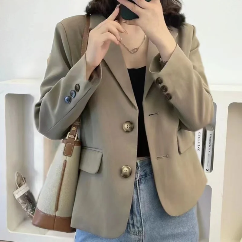 Jacket for Women Short Ccropped Casual Spring Clothing Korean Blazers Fall Outfits Trend Womens Blazer Suits Tailoring 2024 Coat