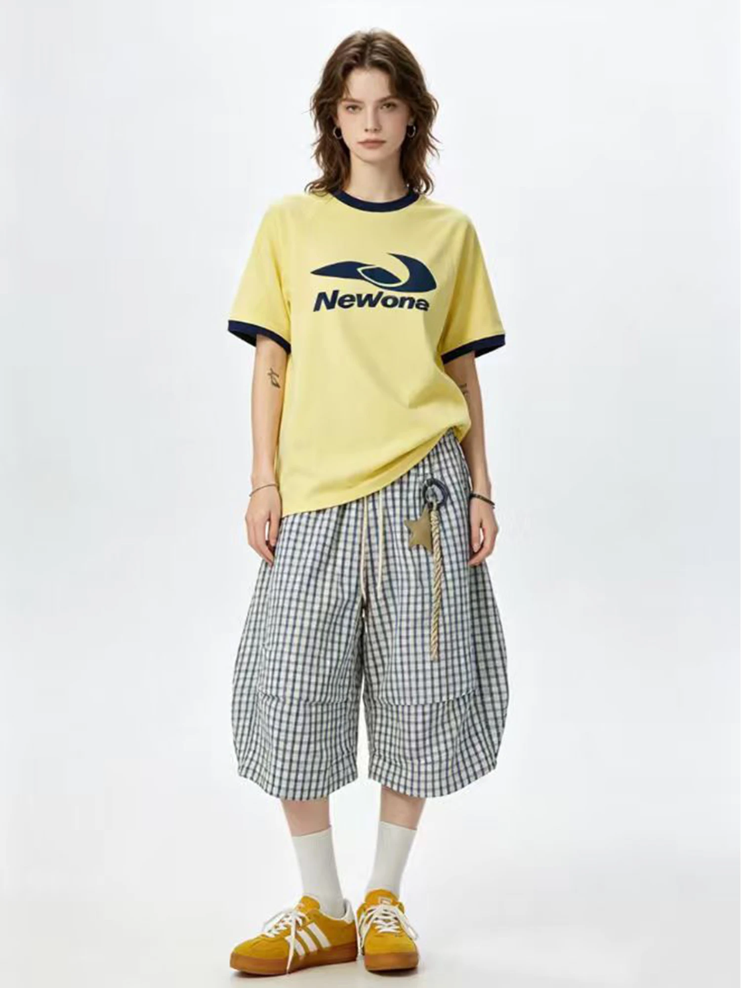 

Women's Blue Plaid Wide Leg Pants Shorts with Star Pendants Y2k Vintage Capri Pants Loose Wide Leg Cropped Trousers Summer 2026