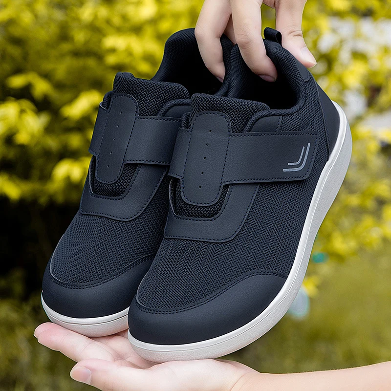 

Мужские регулируемые кроссовки с широким носком, открытые, для диабетиков, для пожилых людей, при отеках стоп, вальгусной деформации, остеохондрозе, вывихе большого пальца