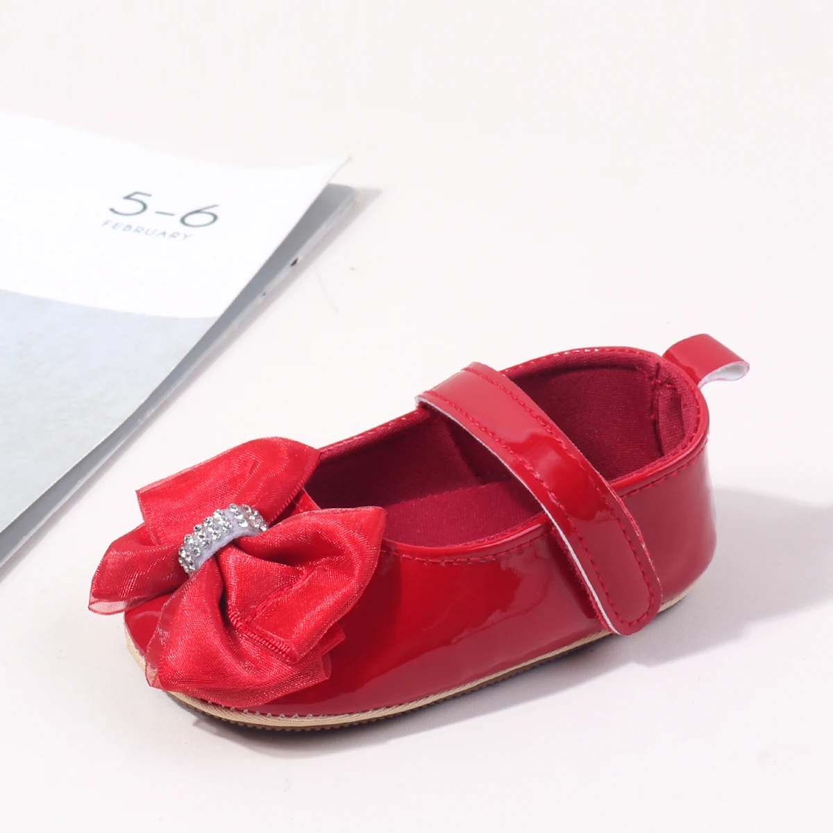 Spring and Autumn 0-1 Year Old Baby Walking Shoes PU Leather Soft Sole Anti Slip Princess Style Butterfly Bow Newborn Baby Shoes