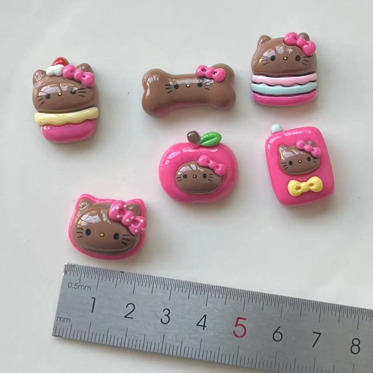 Miniatura Kitty Cartoon Série Cabochões, Resina Flatback Cabochões, DIY Artesanato Materiais, Jóias Fazendo Encantos, 5Pcs