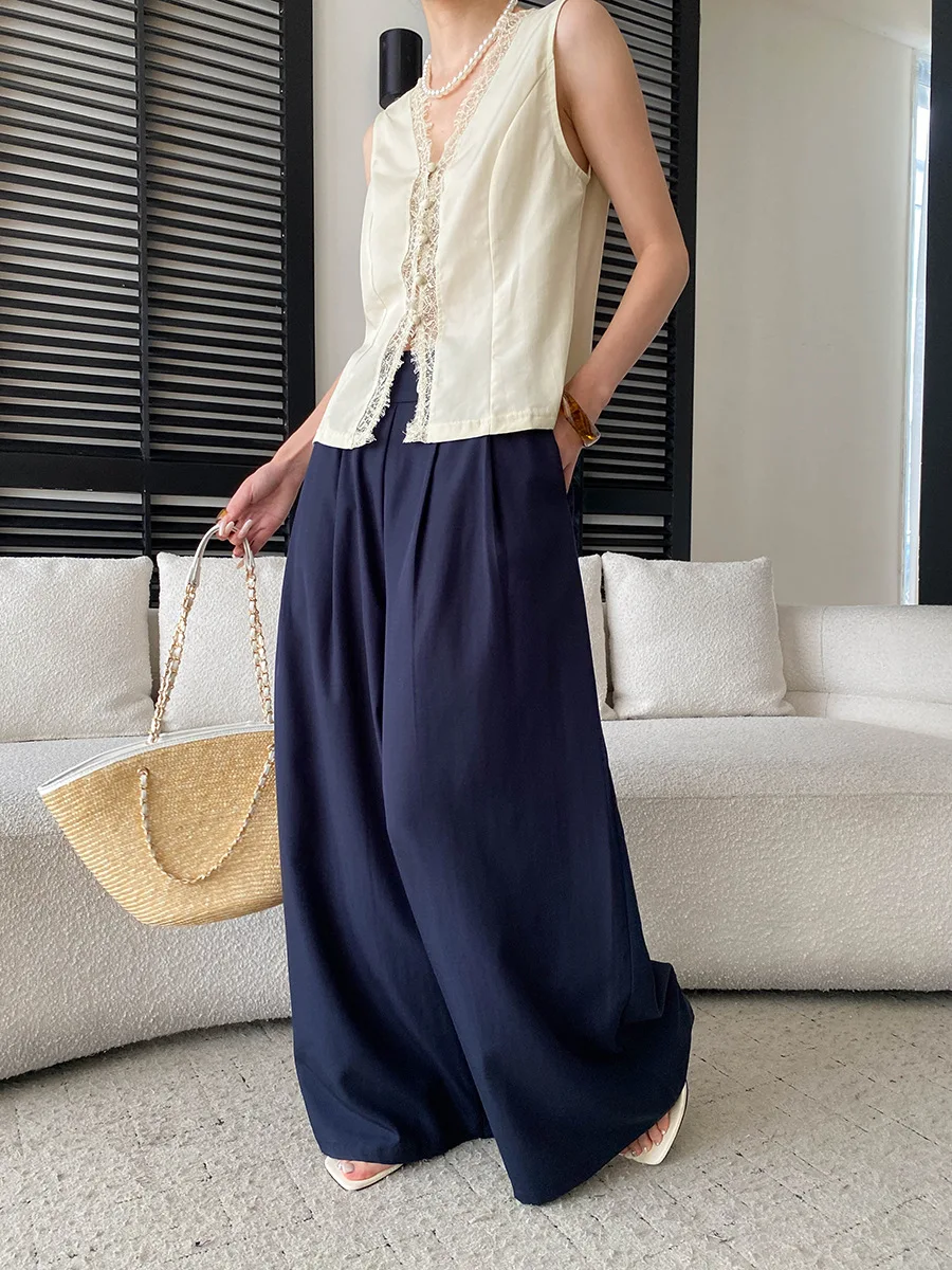 Sommerliche Damen-Freizeithose in Uni-Farbe, halb elastisch, hoher Bund, locker geschnitten, weites Bein – Detail 21
