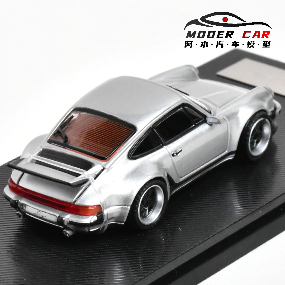 RM 1:64 Singer Turbo Study 930 Diecast Model Car