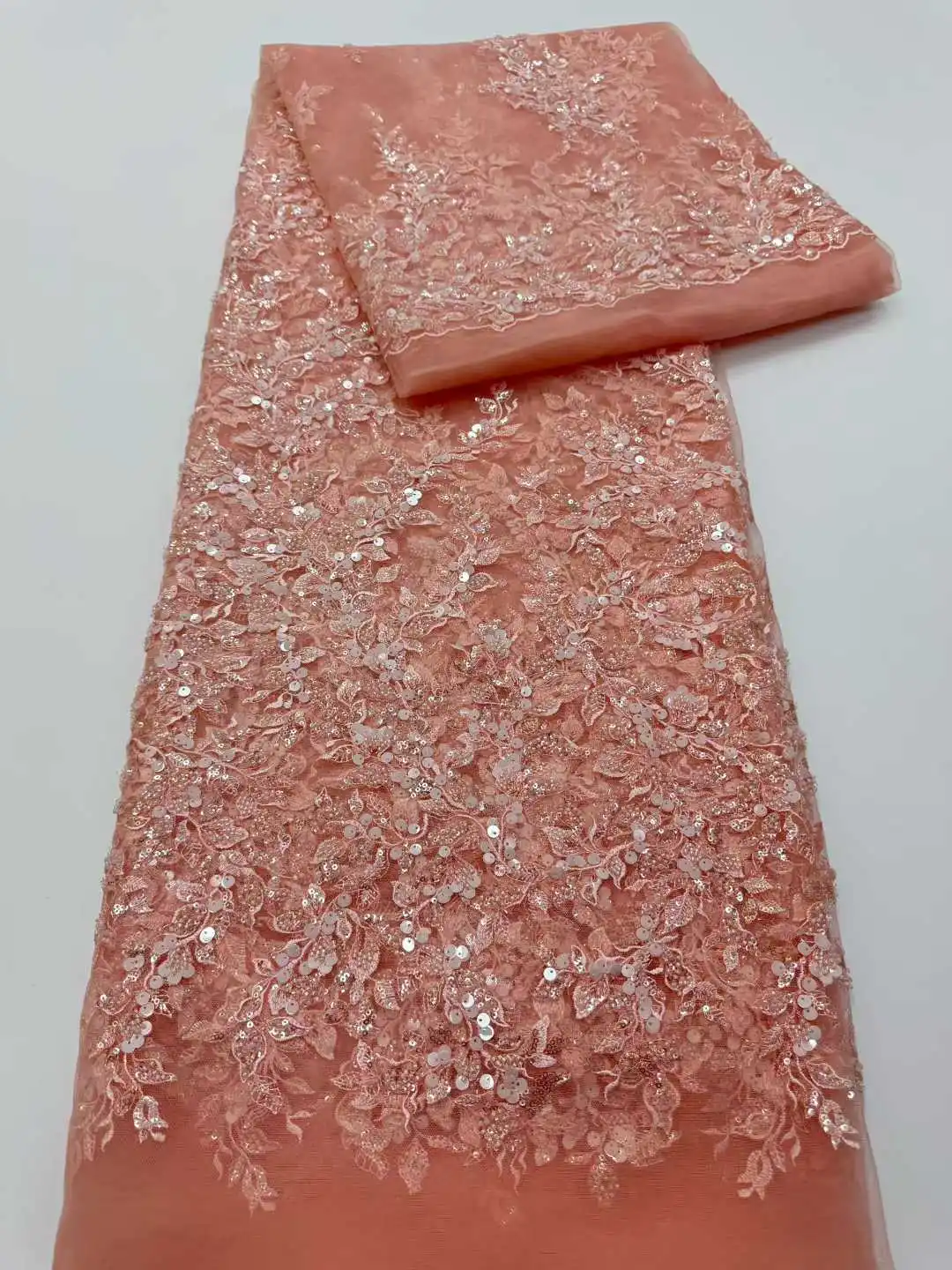 Tessuto di pizzo africano con paillettes all'ingrosso Ricamo francese di alta qualità di lusso con perline pesanti da sposa in pizzo da sposa 5 metri CC1742