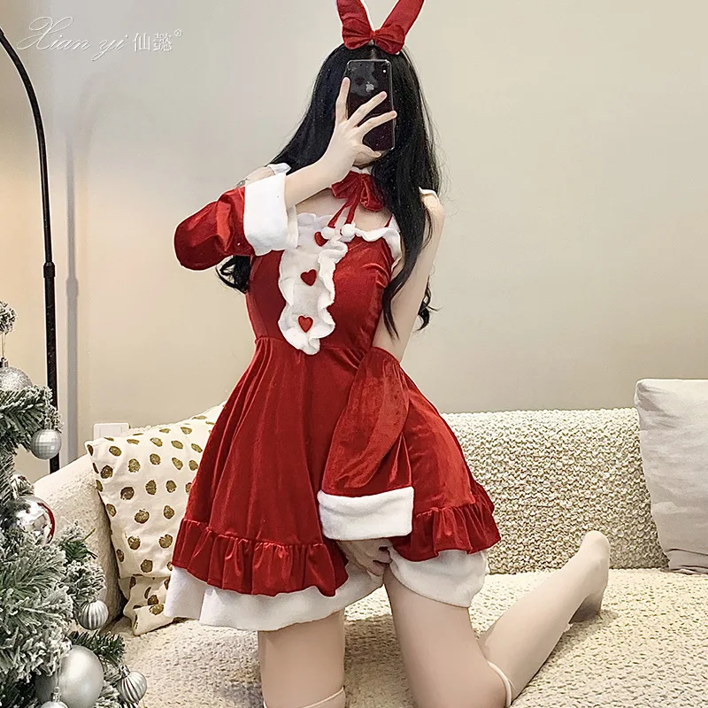 Disfraces de Cosplay de conejito de Halloween de Anime, vestido de princesa Lolita de terciopelo suave con forma de corazón, trajes de juego de rol para colegiala de Navidad