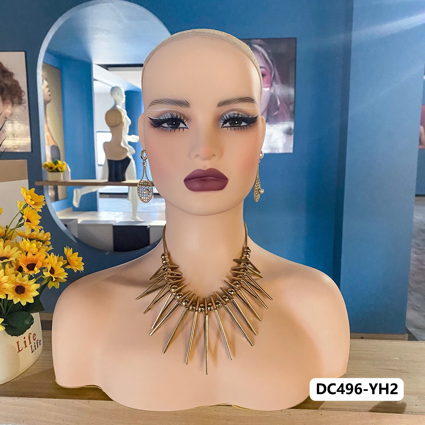 realistic-female-mannequin-head-with-shoulder-display-manikin-head-bust-for-wigsmakeuphats-jewels-displayingwith-mount-hole