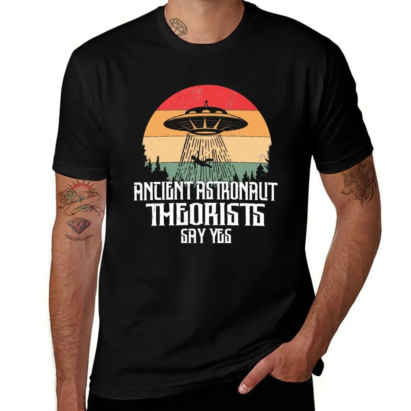 Ancient Astronaut Theorist Say Yes Distressed Funny UFO T-Shirt Sun Block Outdoor T-Shirt