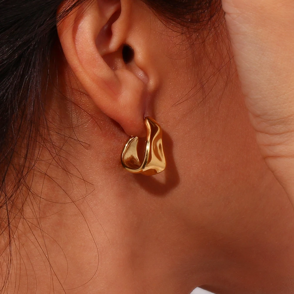 E.B.belle Moden 18K gold plated L Shape Hook Hoops Waterproof stainless steel women\'s jewelry Party Luxury quality jewelry