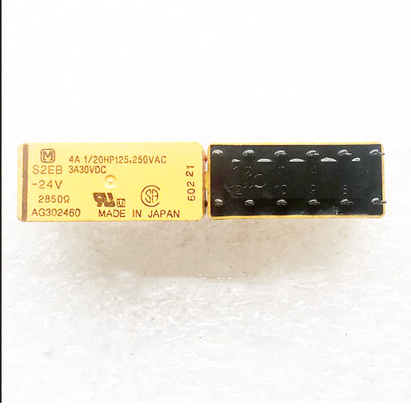 

ГОРЯЧАЯ НОВОЕ реле S2EB-24V S2EB24V 24VDC DC24V 24V 3A 12PIN