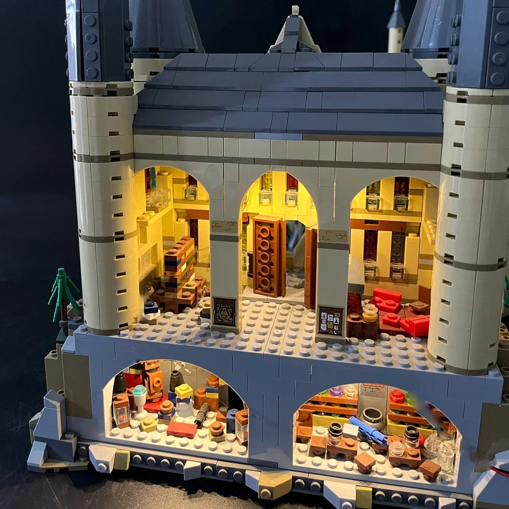 Luce a LED compatibile per Hogwarts Castle 71043 Building Blocks Lampada decorativa con telecomando (Non include i blocchi di costruzione)