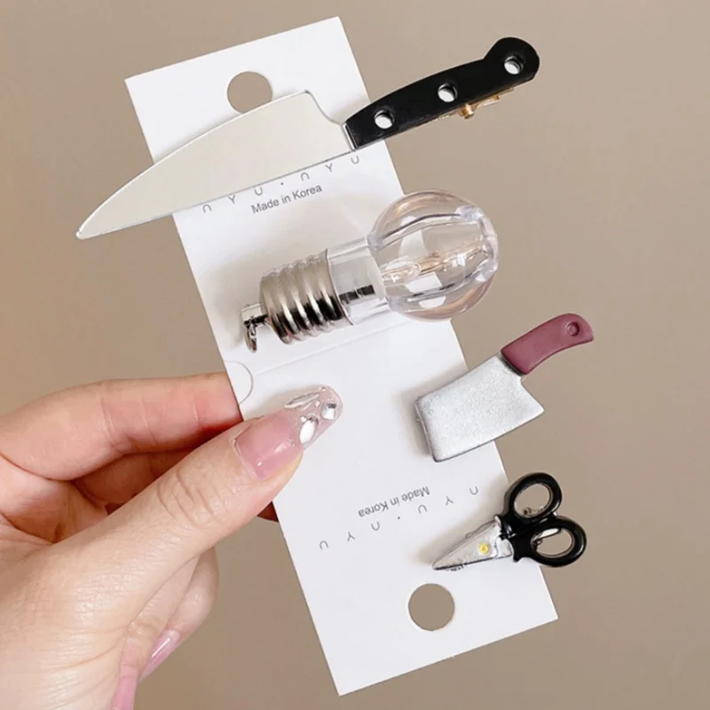 

2025 New Gothic Hairpin Light Bulb Clip Glow Birthday Accessories for Women Simulated Scissors Broken Hair Clips