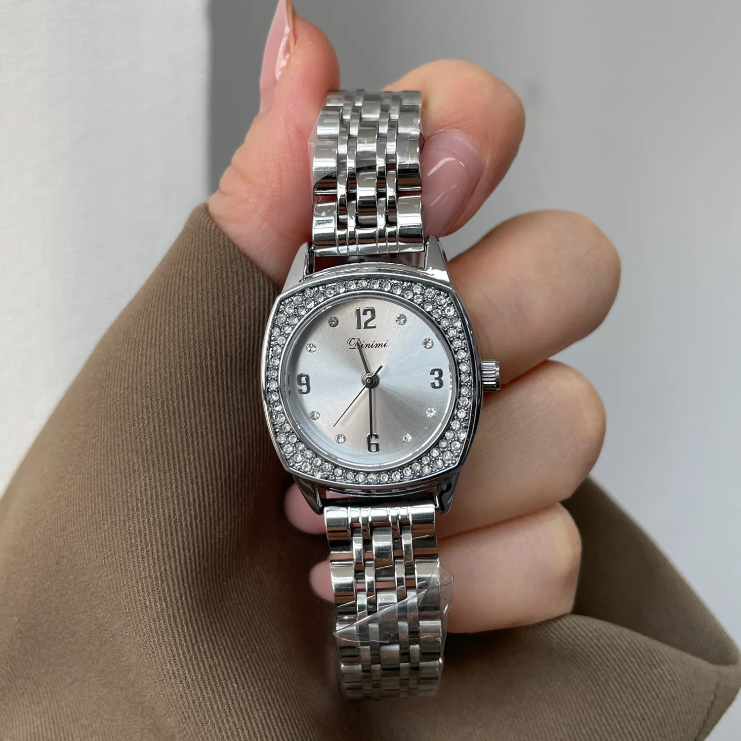 Reloj elegante para mujer, diseño de alta gama, nuevo modelo 2026, reloj de pulsera de marca, lujoso y elegante para mujer, perfecto como regalo.