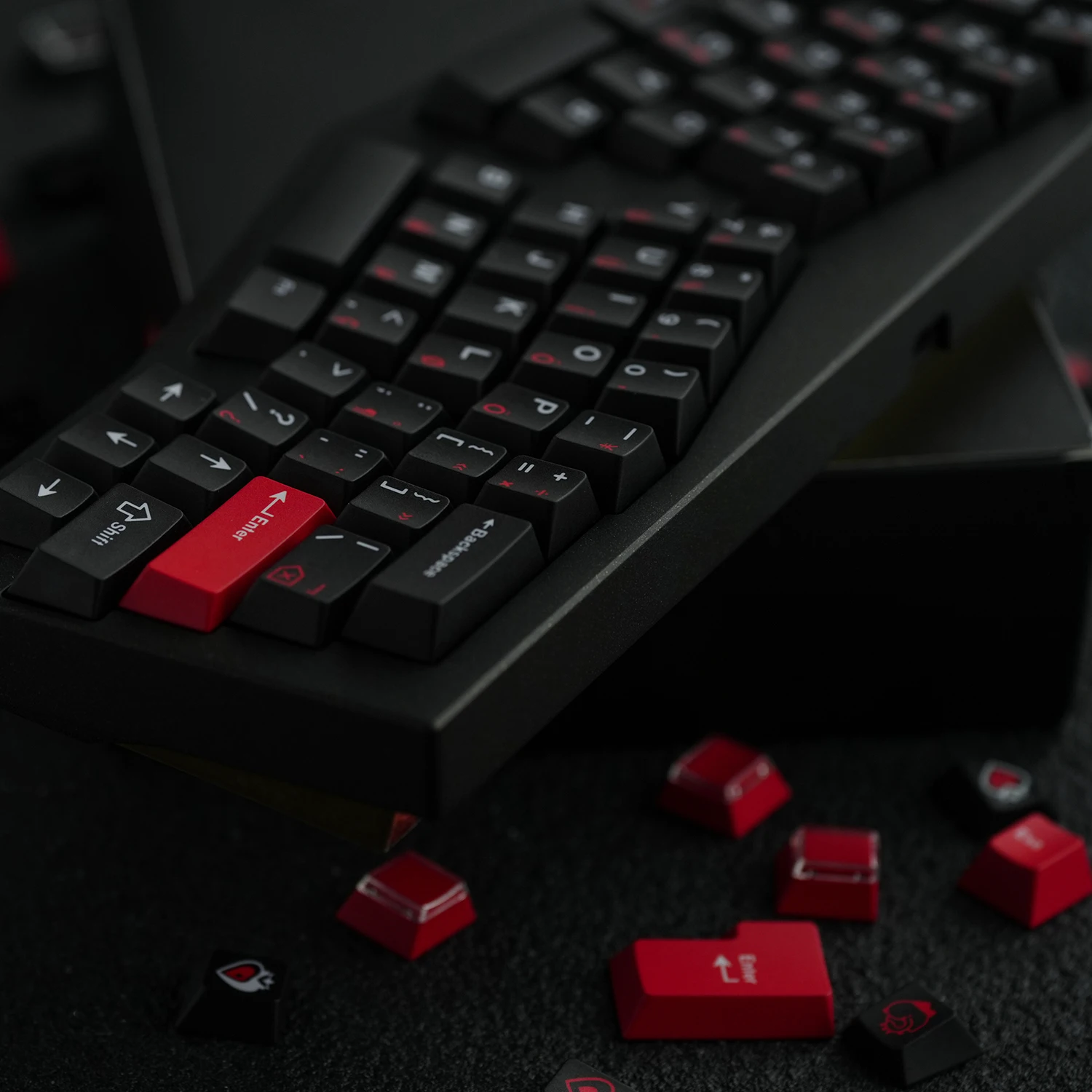 ‌JKDKeys KM Heartrending PBT irish ROB Keycaps - Cherry Profile, All-Sub Dye 179 Keys, Multi-Layout (ANSI/ISO/WKL/Alice)