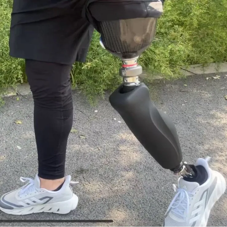 Rehabilitation Shock Absorption Bionic Prosthetic Knee Partial Foot Prosthesis for Amputated Limb