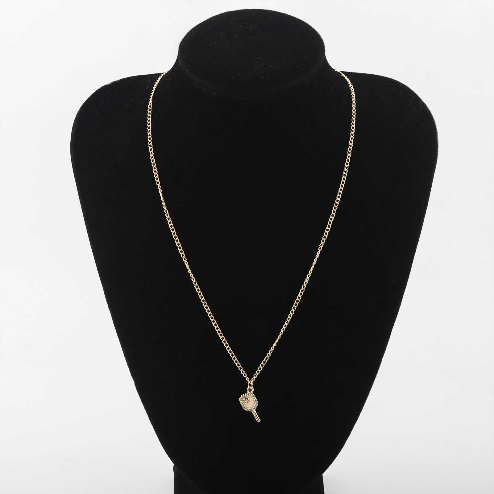 18K Gold Plated Tennis Racket Pendant Necklace Sporty Badminton Pickleball Paddle Necklaces for Women Men Sports Jewelry Gift