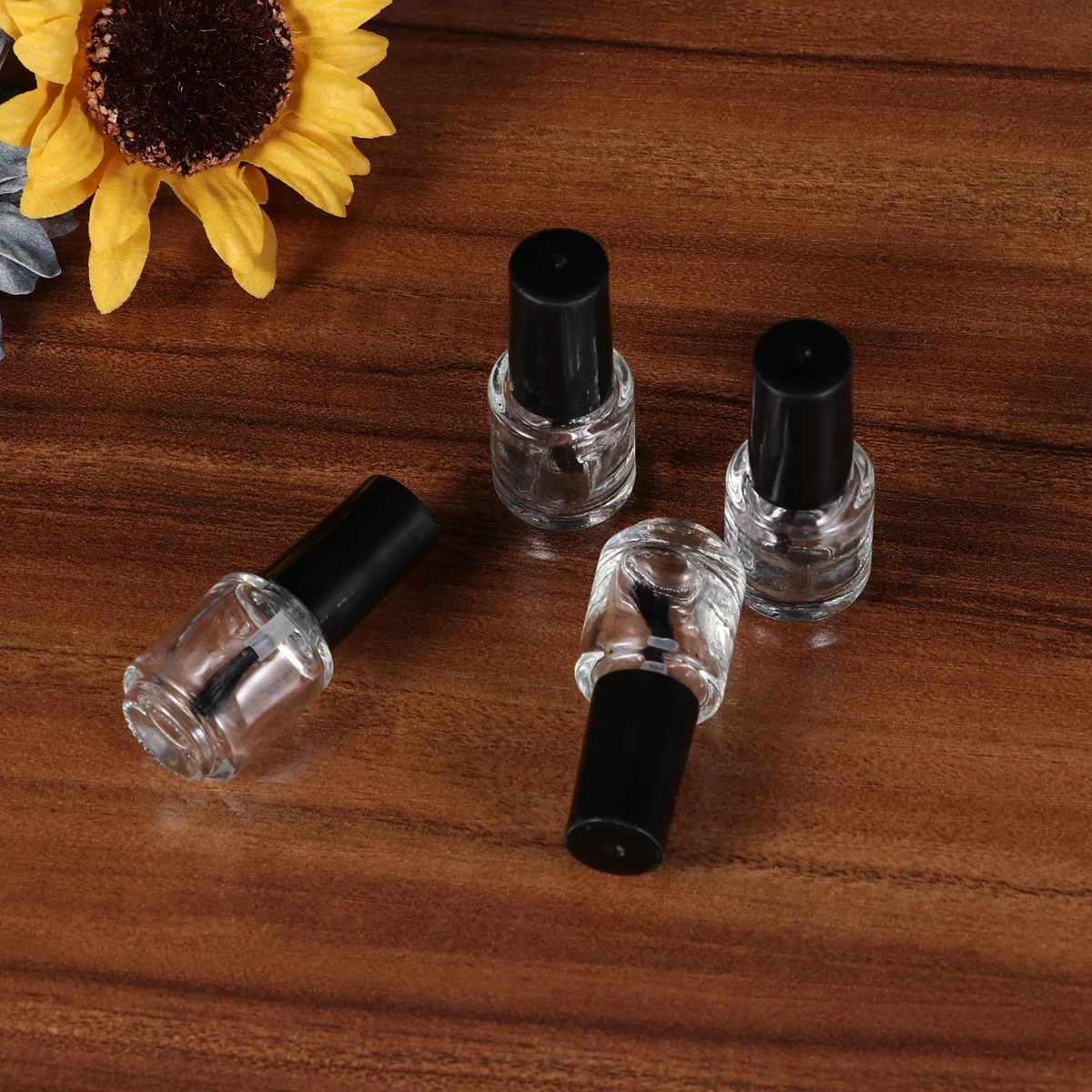 

20Pcs Transparent Glass Nail Bottles 5ml Empty Nail Polish Containers with Black Cap Brush Ideal for DIY Cosmetics