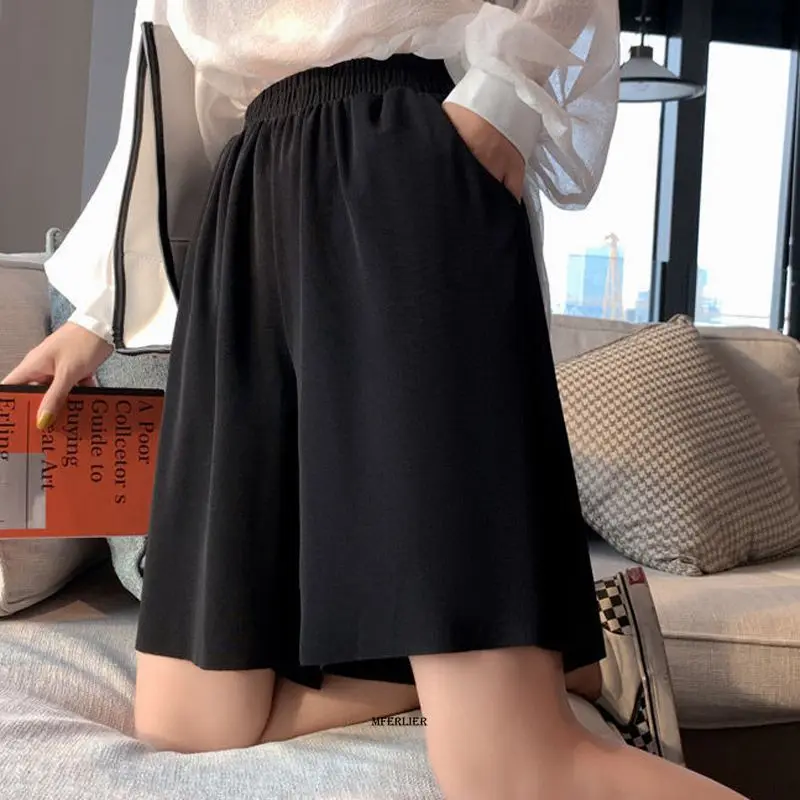 Large Size 7XL 150KG Ice Silk Women Shorts Solid Summer Ladies Pleat Short Pants High Waist Streetwear Half Pant for Female