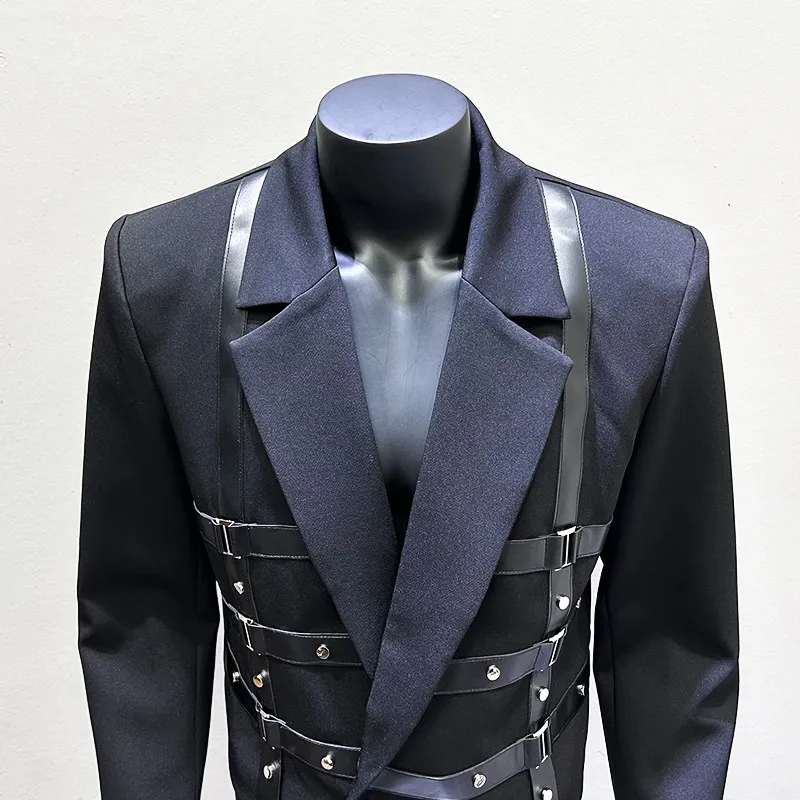 Men's Short Tailored with Leather Strap Buckles and Angular Reconstructed Form for Casual Wear and Modern Wardrobes