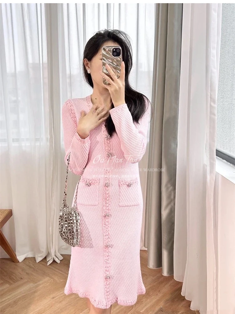 2024 Spring and Autumn New Fashion Sequined Round Neck Long Sleeve Pink Knitted Dress V-neck Slimming Women\'s Midi Dress