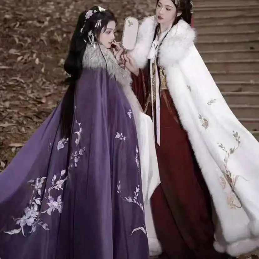 Women's Thicken Cloak with Large Plush Collar Traditional Chinese Embroidery Long Outer Robe Halloween Queen Cosplay Hanfu Cape