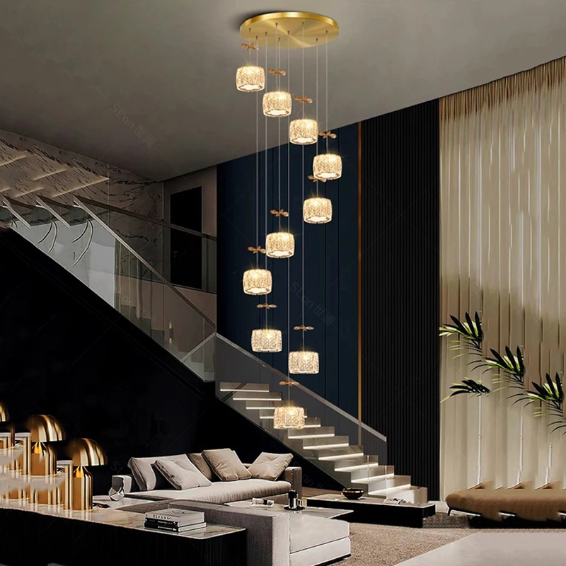 Plafonnier LED suspendu en cristal au design moderne, éclairage d'intérieur, luminaire décoratif de plafond, idéal pour un salon ou des escaliers