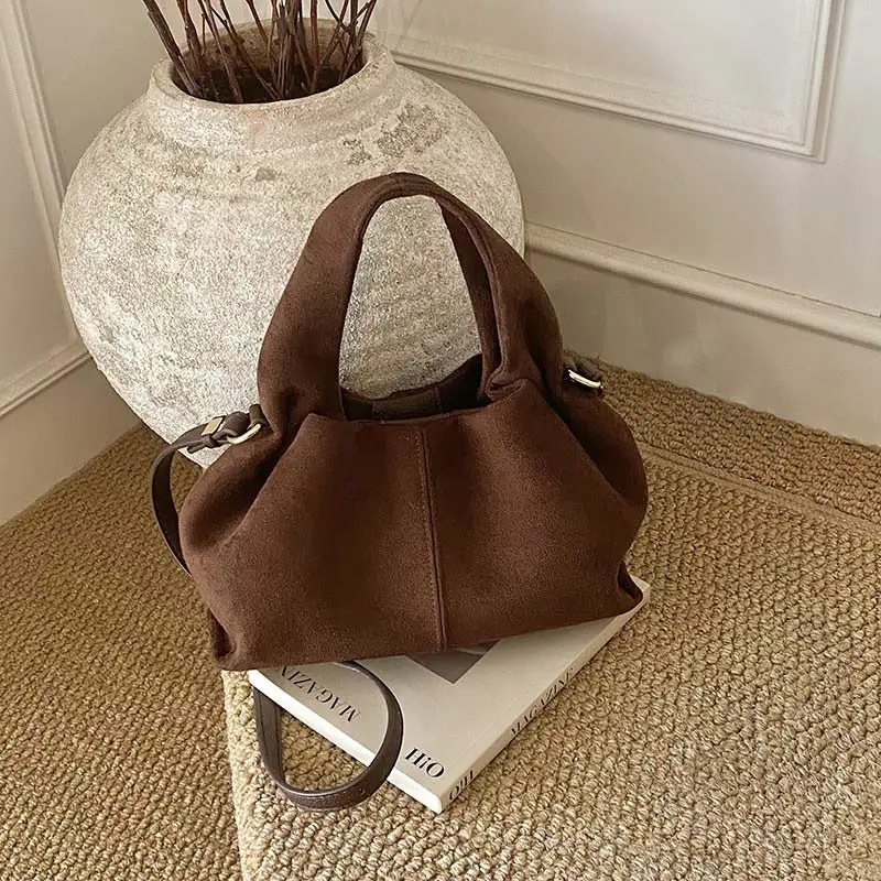 شعبية أوروبا أمريكا حقائب اليد الفاخرة الخفيفة حقائب نسائية أنيقة موضة العلامة التجارية الجديدة حقيبة كتف بسيطة تنوعا حقائب كروسبودي