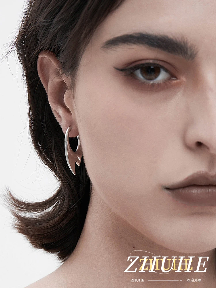 

Celebration Banquet Clasp Earrings Punk Copper Alloy Women's PopularJewelry Gift