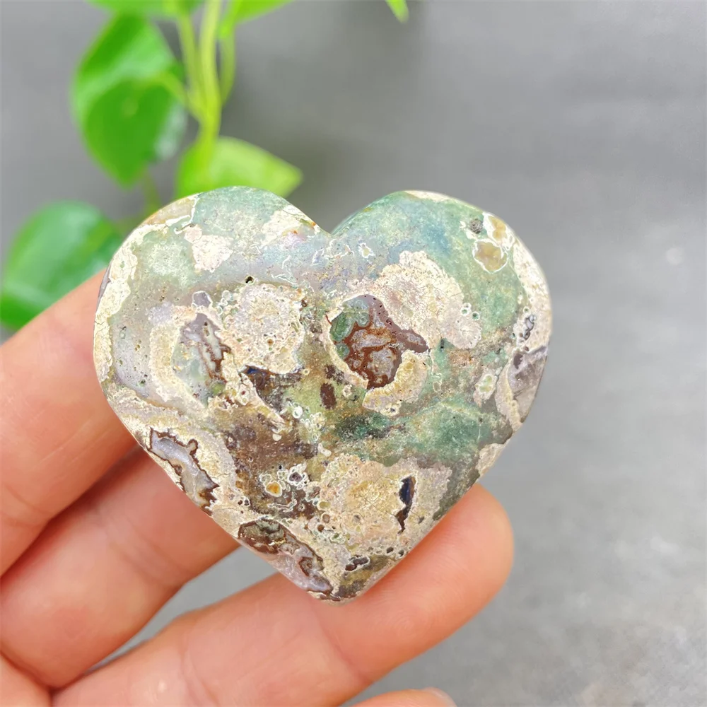Green Cherry Agate Heart Shape Rock Natural Mineral Home Decor Holiday Gift Unique Geode Crystal Decoration