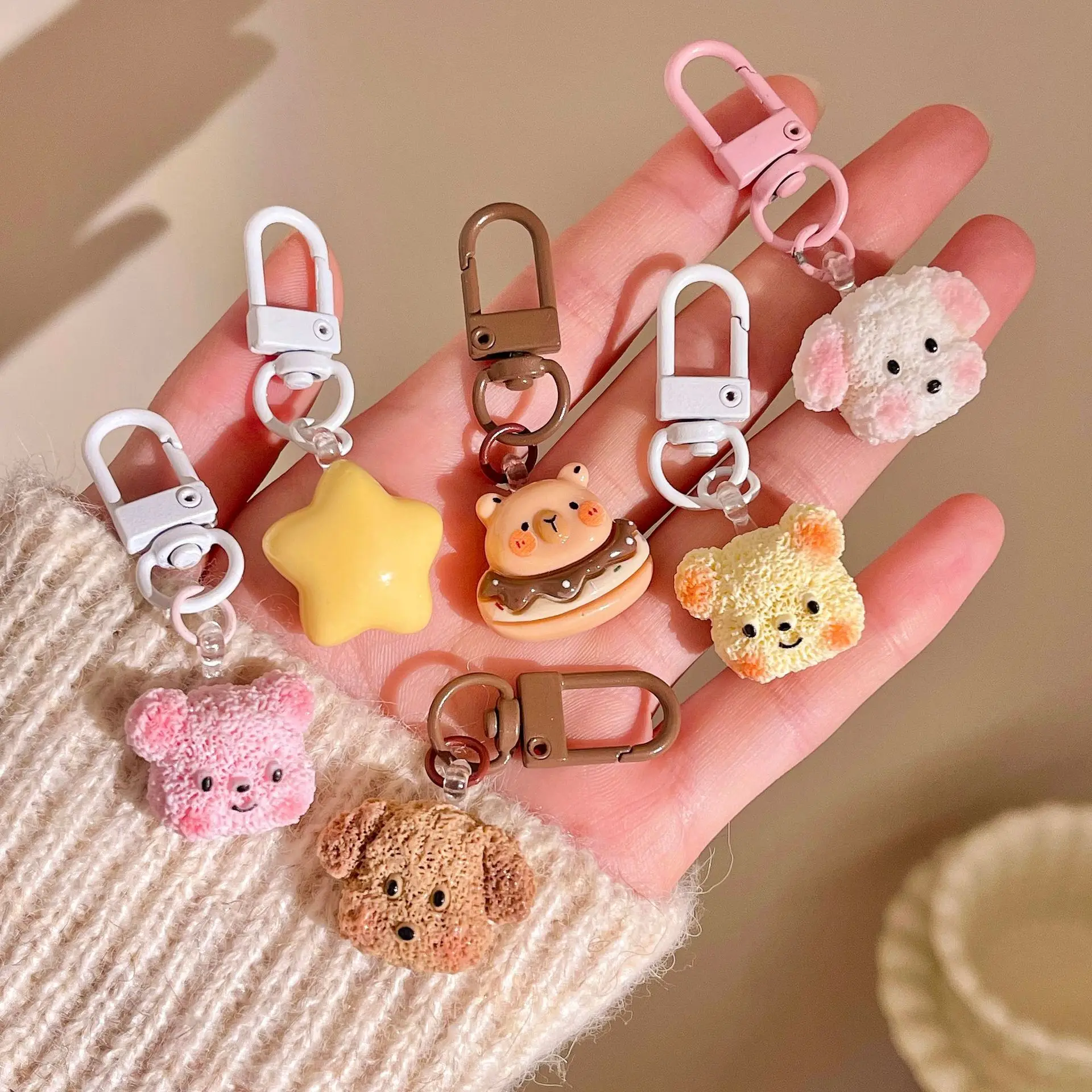 New Resin Mini Cute Powder Blusher Puppy Bear Keychain Women Y2k Bag Pendant Car Key Chains Jewelry Gift Decoration Accessories