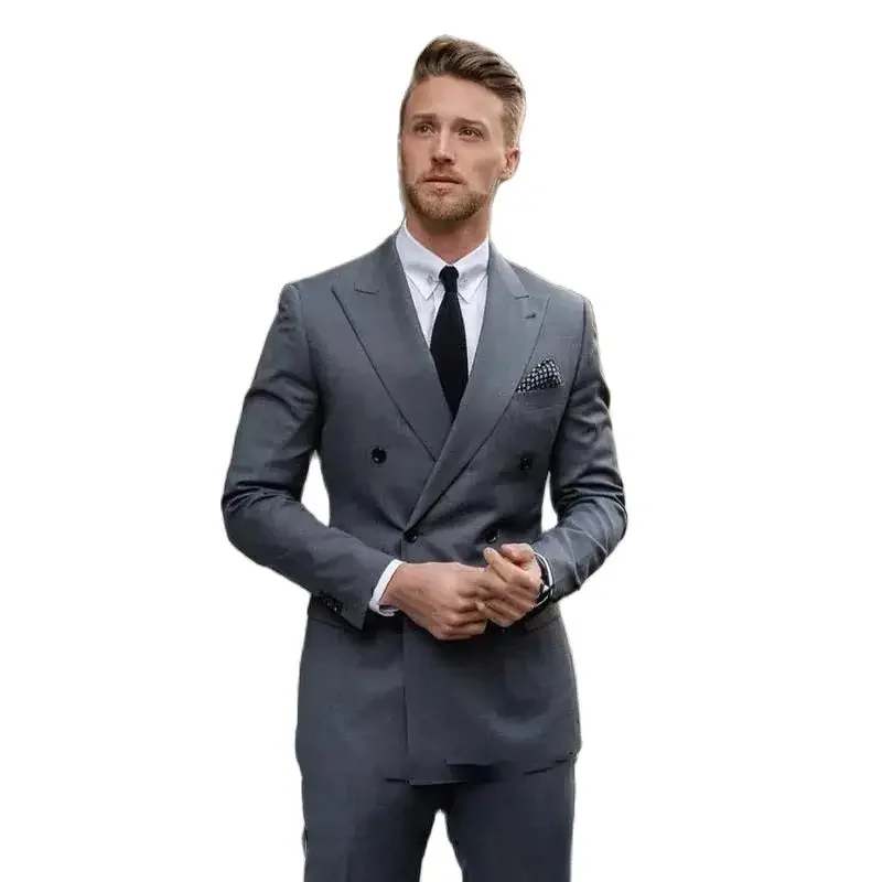 Traje Homme trajes grises para hombre doble botonadura solapa de pico 2 piezas chaqueta pantalones conjunto trajes de boda mejores hombres Trajes hechos a medida