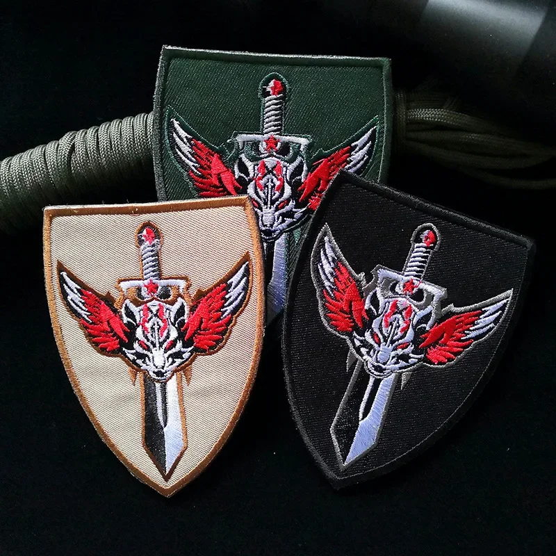 Sword Hook & Loop Patch Custom Embroidery Cloth Sticker Wolf Head Morale Badge for Military Outdoor Tactical Backpack Helmet