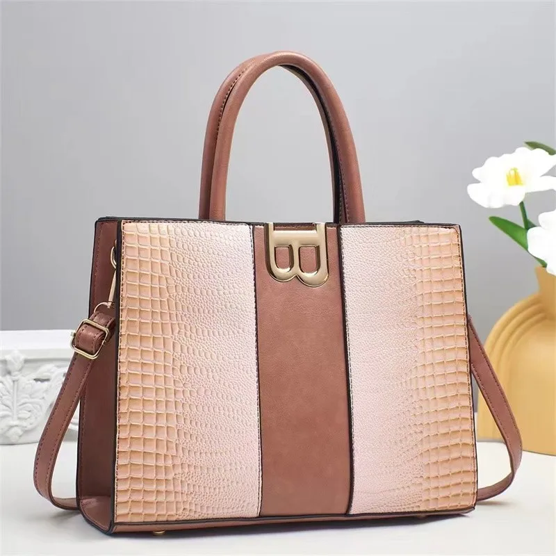 

Luxury Leather Women's Crossbody Bag, Elegant Classic Design By Famous Designer, Popular Choice for Stylish Ladies Handbag