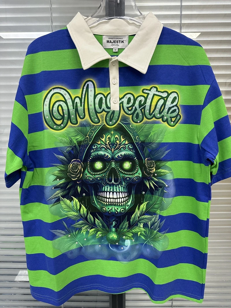 Gestreiftes Sugar Skull Polo-Shirt für Herren mit Strass-Buchstaben-Grafik T-Shirt Vintage Streetwear Lässiges Kurzarm-Shirt Oversize – Detail 5