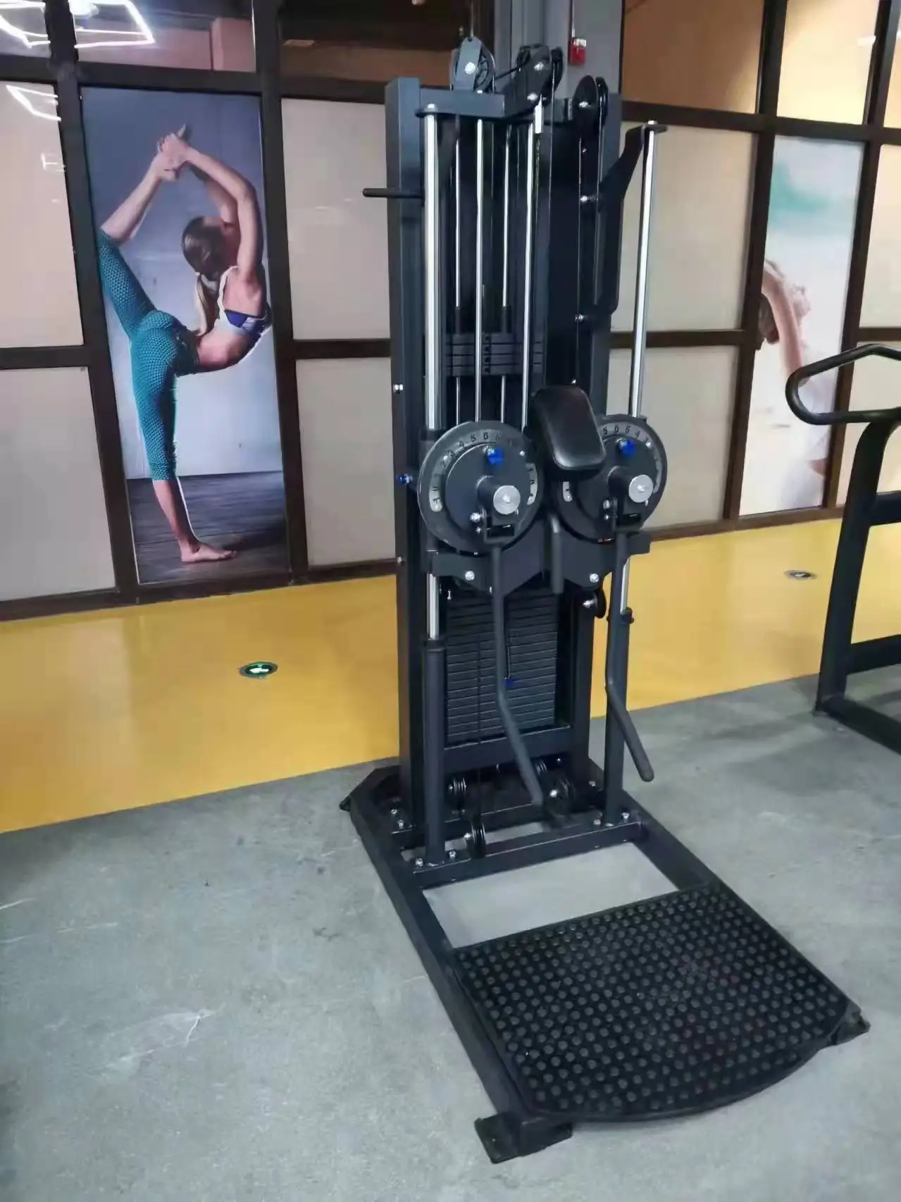 2024 New Model Multi Functional Gym Pin Load Selection Shoulder Press Lateral Raise Standing Multi Flight Machine